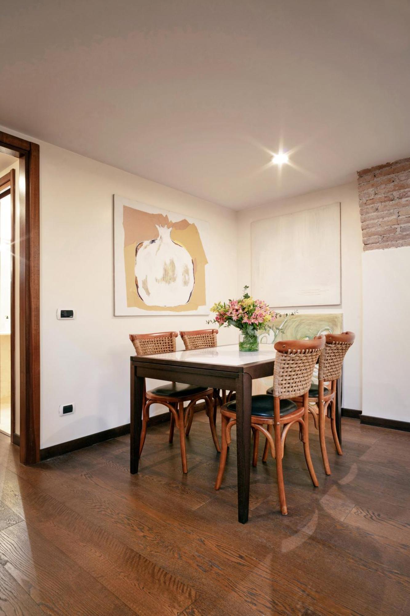Casa de Férias Trasteverehome - Artists Loft With Private Parking In Trastevere